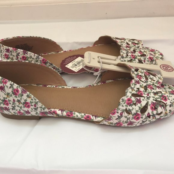 SO Shoes - SO Peep Toe Women Floral Flats size 7.5 SO Shoes - SO Peep Toe Women Floral Flats size 7.5